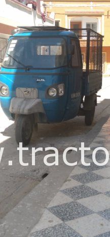 À vendre Tricycle Mahindra avec carte grise complet