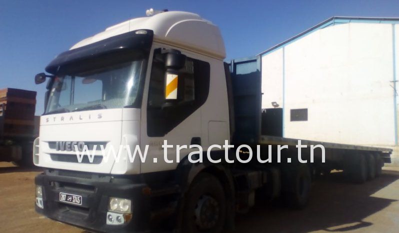 À vendre Tracteur routier Iveco Stralis 450 avec avec semi remorque plateau 3 essieux complet