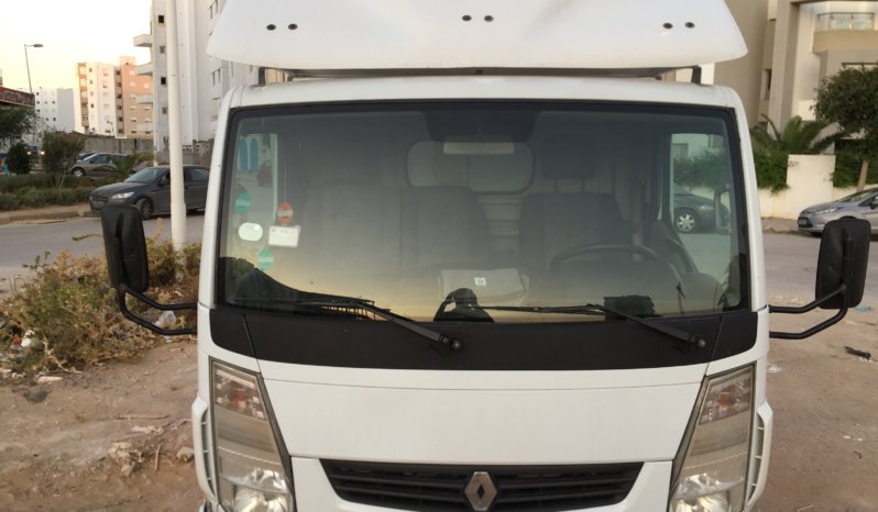 À vendre Camionnette avec cabine frigorifique Renault Maxity 130 DXI complet