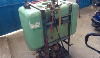 À vendre Pulvérisateur porté 400 litres complet