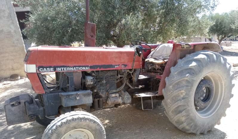 À vendre Tracteur Case IH 795 complet