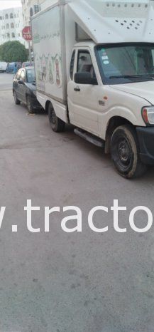 À vendre Camionnette avec cabine frigorifique Mahindra Pickup SC complet