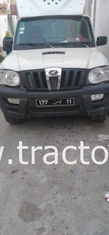 À vendre Camionnette avec cabine frigorifique Mahindra Pickup SC complet