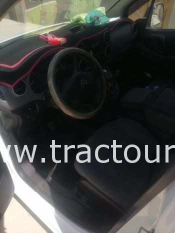 À vendre Utilitaire fourgon Citroën Berlingo B9 complet