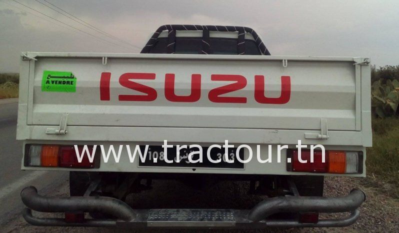À vendre Camionnette 2 portes avec benne Isuzu Super Faster 2500 injection complet