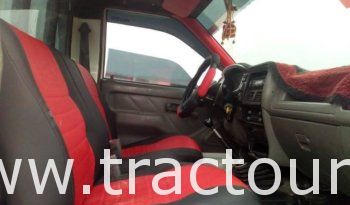 À vendre Camionnette 2 portes avec benne Isuzu Super Faster 2500 injection complet
