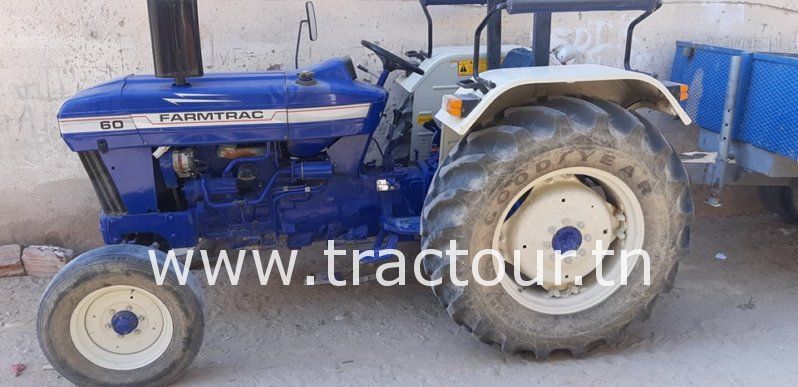 À vendre Tracteur Farmtrac 60 complet