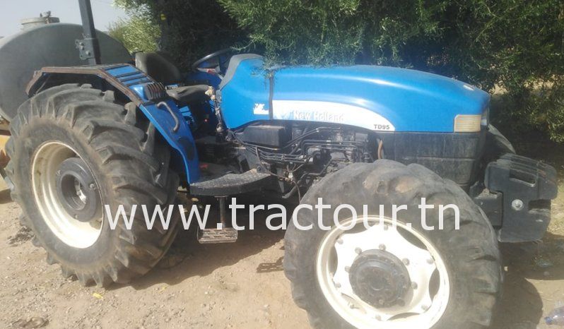 À vendre Tracteur New Holland TD95 complet