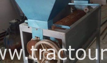 Construction Machine à décortiquer صنع و تصليح آلات تكسير و تقشير اللوز complet
