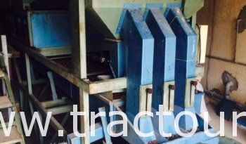 Construction Machine à décortiquer صنع و تصليح آلات تكسير و تقشير اللوز complet