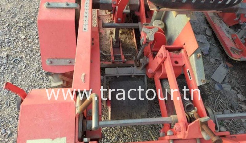 À vendre Planteuse à rangs complet