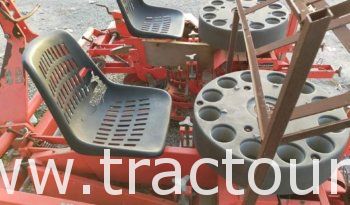 À vendre Planteuse à rangs complet