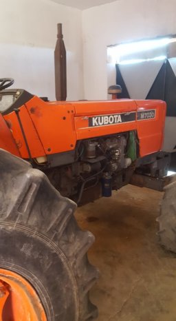 À vendre Tracteur Kubota M7030 (1997) complet