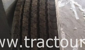 À vendre Pneus poids lourd Michelin 315 80 R22.5 complet