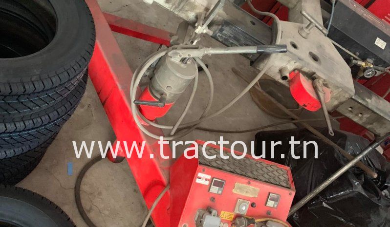 Service Réparation des pneus génie civil et industriels avec traitement thermique complet