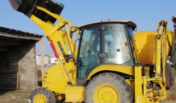 À louer Tractopelle Komatsu WB93R avec chauffeur  للكراء complet