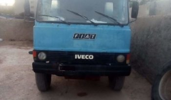À vendre Camion benne Fiat Iveco 100-13 complet