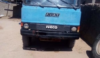 À vendre Camion benne Fiat Iveco 100-13 complet