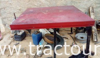 À vendre Tracteur avec matériels International 1055 complet