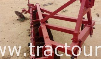 À vendre Tracteur avec matériels International 1055 complet