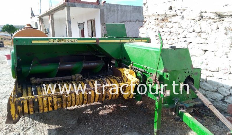 À vendre Presse à paille – Brissa John Deere 359 complet