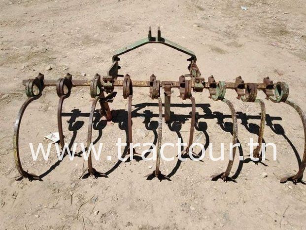 À vendre 2 Canadiennes à queue de cochon 09 dents – Kindyel Cultivateur M7acha complet