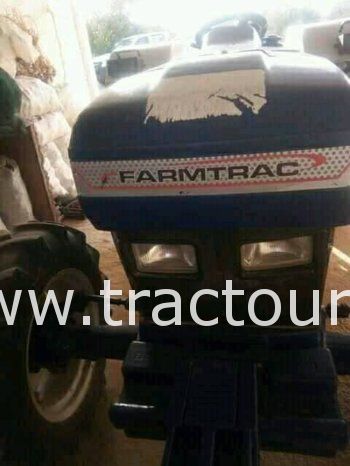À vendre Tracteur Farmtrac double pont 3 cylindres complet