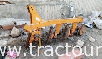 À vendre Tracteur Same Explorer II 90 avec charrue à 3 disques complet