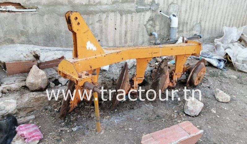À vendre Tracteur Same Explorer II 90 avec charrue à 3 disques complet