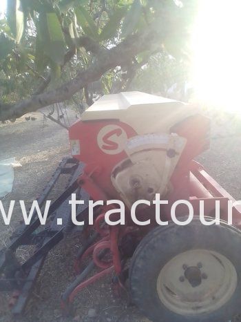 À vendre Semoir conventionnel à dents Sola TRISEM-294-ESP complet