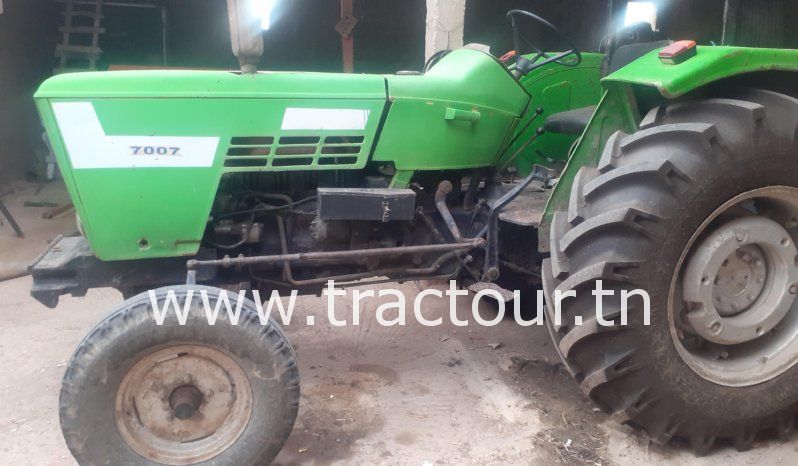 À vendre Tracteur Deutz M 70 07 avec semoir complet