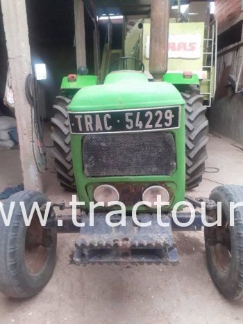 À vendre Tracteur Deutz M 70 07 avec semoir complet