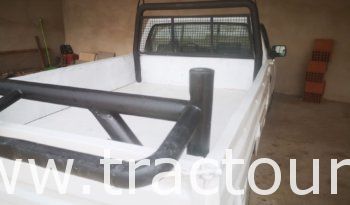 À vendre Camionnette 2 portes avec benne Isuzu complet