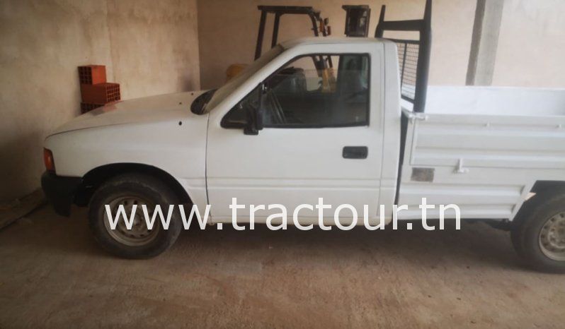 À vendre Camionnette 2 portes avec benne Isuzu complet