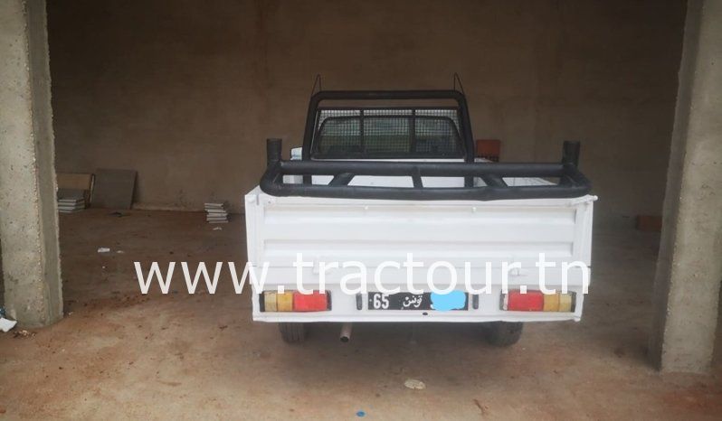 À vendre Camionnette 2 portes avec benne Isuzu complet