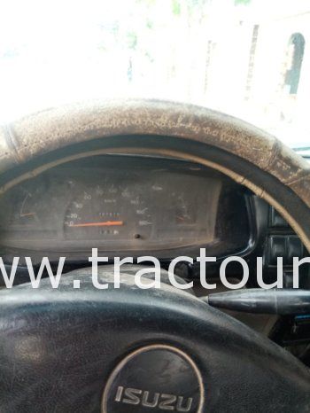 À vendre Camionnette 2 portes avec benne Isuzu Faster 2.5D complet