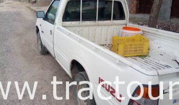 À vendre Camionnette 2 portes avec benne Isuzu Faster 2.5D complet