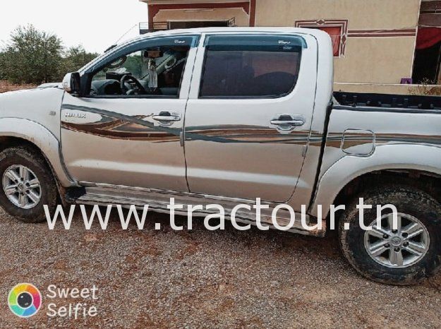 À vendre Pick-up 4×4 avec benne Toyota Hilux 7 2.5 D4D complet