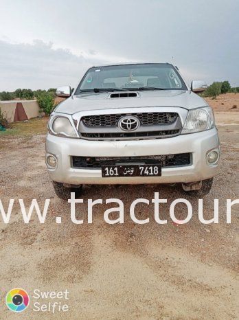 À vendre Pick-up 4×4 avec benne Toyota Hilux 7 2.5 D4D complet