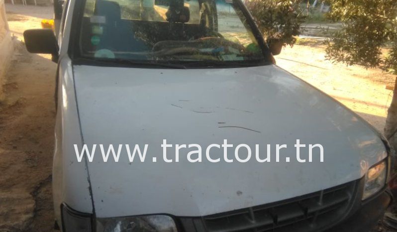 À vendre Camionnette 2 portes avec benne Isuzu complet