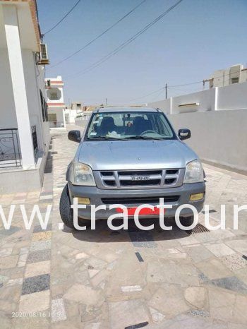 À vendre Pick-up 4×4 avec benne Isuzu DMax 2.5 TD ➕ Double pont ➕ climatiseur ➕ benne d’origine complet