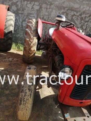À vendre Tracteur Massey Ferguson MF 35 complet