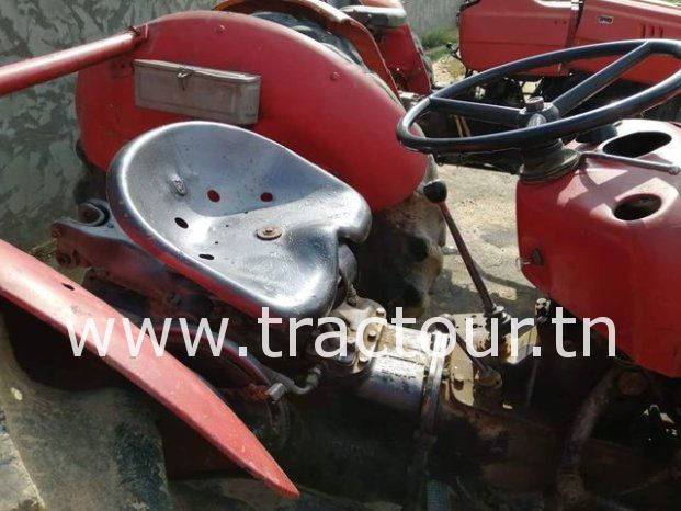 À vendre Tracteur Massey Ferguson MF 35 complet