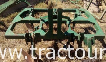 À vendre Charrue Vigneronne à 5 corps complet