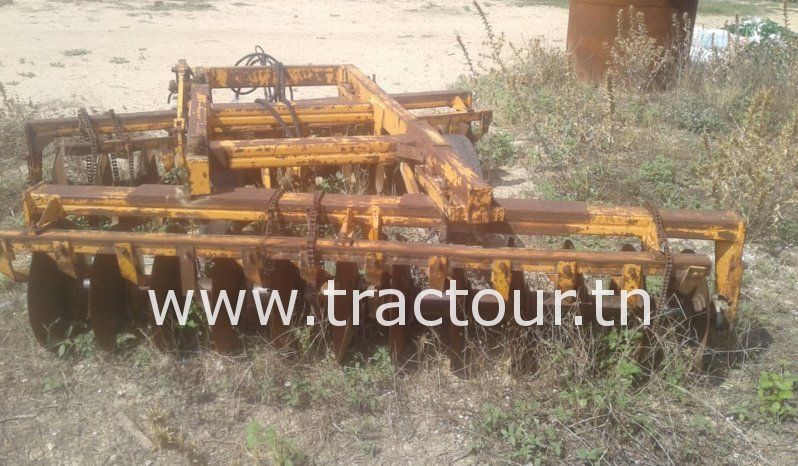 À vendre Offset 12/24 Huard avec lame niveleuse Huard et 3 remorques plateaux complet