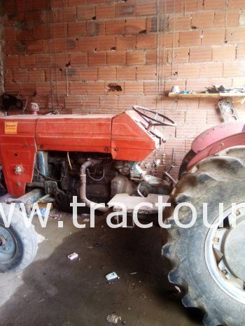À vendre Tracteur IMT 560 complet