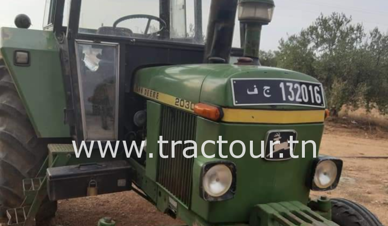 À vendre Tracteur avec matériels John Deere 2030 complet