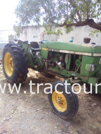 À vendre Tracteur John Deere 2040 direction assisté avec CARTE GRISE – déchaumeuse 6 socs et canadienne/Fanyoura/m7acha 11 dents complet