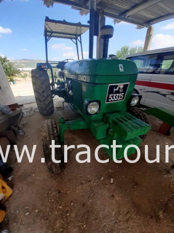 À vendre Tracteur John Deere 2140 Turbo complet