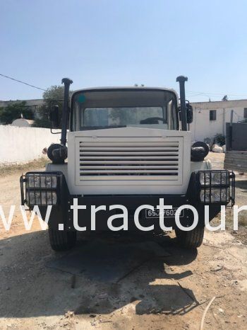 À vendre Tracteur routier Iveco Magirus complet